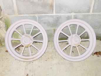 John Deere A Round Spokes