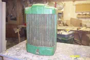 John Deere 40/420 Grill