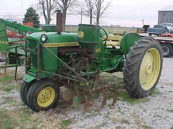 John Deere 1010 R (Loaded)