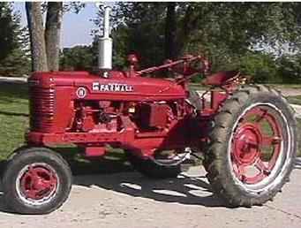 Farmall H Tractor