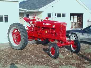 1951 Farmall M With Widefront