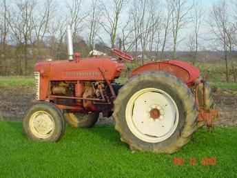 Farmall 300 Utility