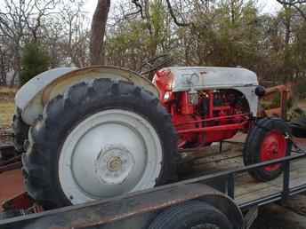 1952 Ford 8N Tractor 