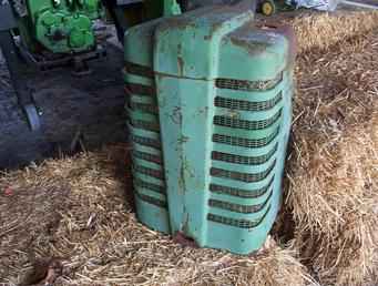 John Deere M Grille