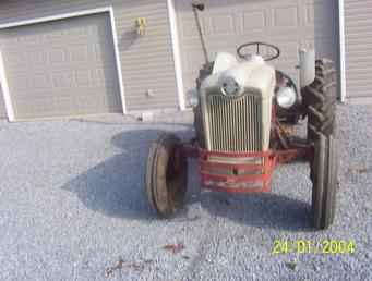 1955 600 Ford Tractor