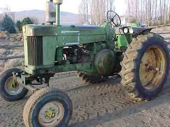 John Deere 630 