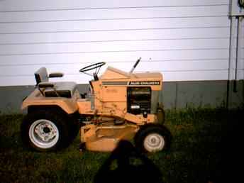 Allis Chalmers B112 Garden Tractor