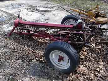 Ih #32 Sickle Mower