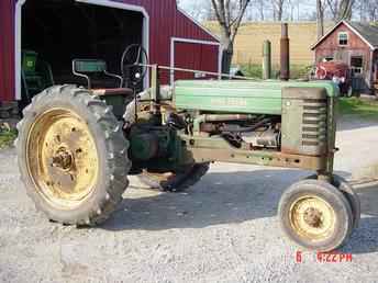 1951 John Deere B In Pa