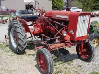Used Farm Tractors for Sale: International 140 Tractor (2004-04-16 ...
