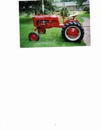 1953 Farmall Cub-Showpiece