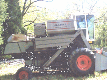Gleaner Combine And Heads