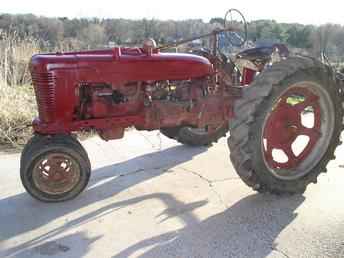 2 Farmall H Tractor For 1PRICE