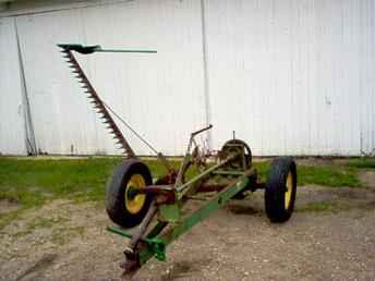 John Deere 37 Wheel Mower