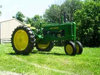 1949 John Deere B