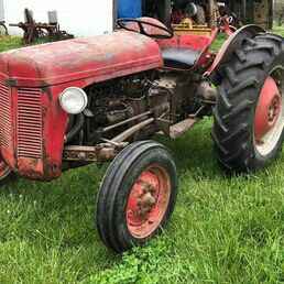 TO30 Ferguson Tractor - Ferguson TO30 tractor. Runs good, fresh oil and filter change. New  clutch and PTO shaft in the transmission last year, also changed ~nl~trans/hydraulic oil. Tires all hold air and are usable but ~nl~weathered, rear tires are mismatched. Comes with 7ft rear blade. ~nl~Been using is to mow with last few years.  OBO, CASH ONLY. ~nl~Call or text Eric at 816-XXX-XXXX