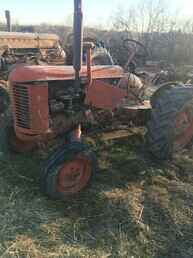Case VAI - Case VAI Looks like it is pretty complete but I don't know much about it.  Sheet metal was set on it for photo.  Rear rims have been worked on.  Neat little tractor. Was barn kept for years.  I have not tried to run it.  600 obo