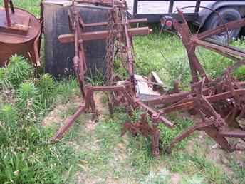 VAC Case Cultivators