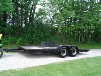 16 FT. Tandem Trailer