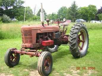 Farmall H With Wide Front End