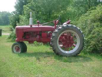 1942 Farmall (H)