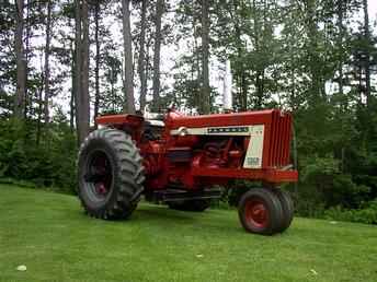 Used Farm Tractors for Sale: Farmall 806 (2004-07-31) - Yesterday's ...