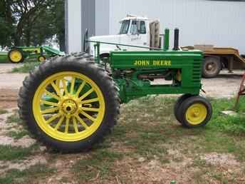 1939 B John Deere