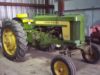 John Deere 620 