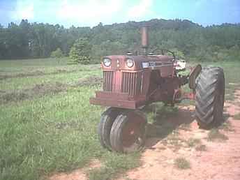 Used Farm Tractors for Sale: Case 431 (2004-09-11) - Yesterday's Tractors
