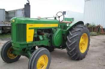 John Deere 720 STD