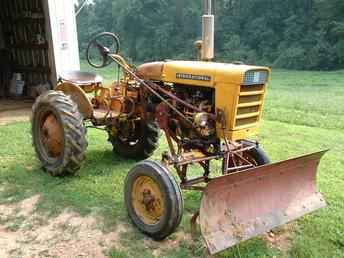 Ih 140 Tractor With Blade 