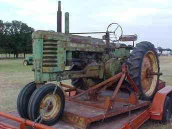 1949 B John Deere