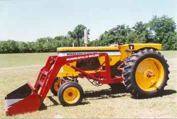 Minneapolis Moline U302 Super