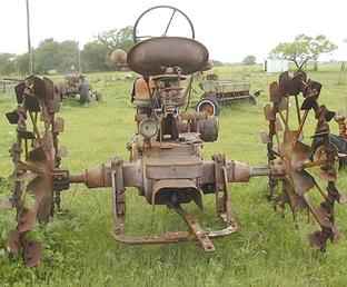 1952 Farmall H Tractor