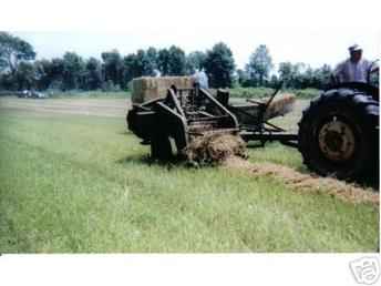 John Deere '51 116W Baler