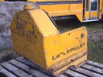 Caterpillar D4 7U Seat Tank