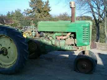 1952 G Tractor