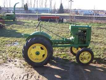 John Deere Unstlyed L