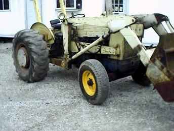 Ford 3500 Loader Tractor