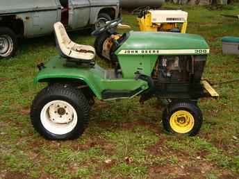 John Deere 300