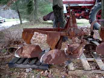 Ford 101 2-12 And 2-14 Plows