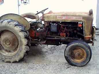 Ford 881 Tractor $1, 500.00