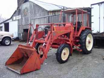 Belarus 611 W/Loader