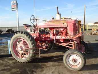 Farmall M Cottonpicker Hi-Drum