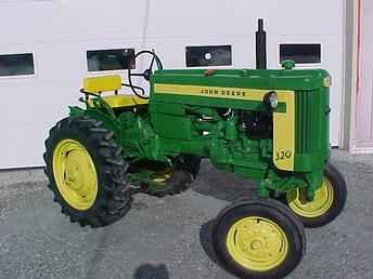 John Deere 320 S