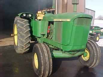 John Deere 5020