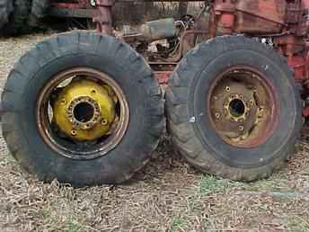 8 Bolt Tractor Wheels
