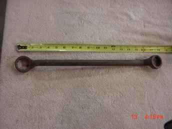 Ih 363021 R-1 Wheel Wrench