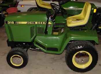 Mint 1992 John Deere 318 