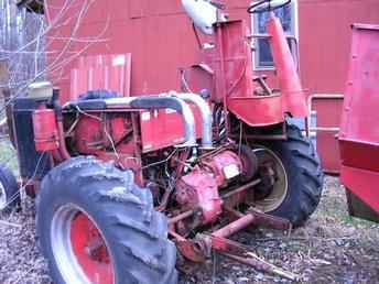 MH - Combine Tractor